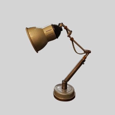 Lámpara de escritorio de acero y aluminio galvanizado