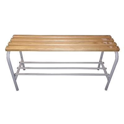 Banca para exterior en metal laqueado blanco con asiento en pino