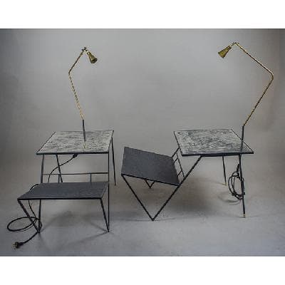 Línea Acapulco Trouvé. Par de mesas laterales en acero negro con lámparas