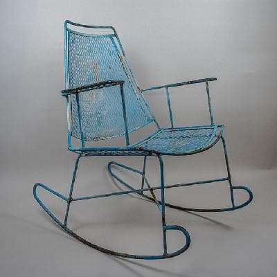 Par de mecedoras para exterior en varilla de acero laqueado azul