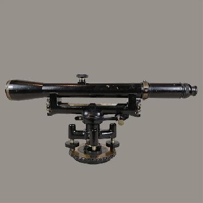 W & L. E. Gurley. Teodolito de bronce negro