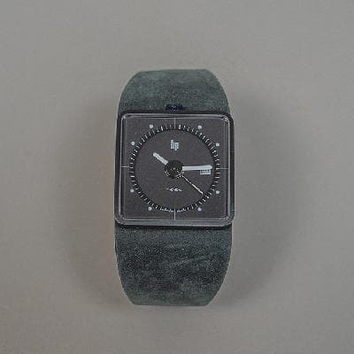 Roger Tallon para LIP. Reloj BIG TV Black en acero negro con correa de piel negra