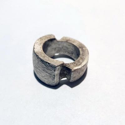 María José de Simón. Anillo en plata .925