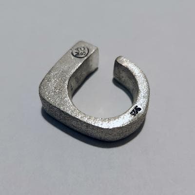 María José de Simón. Anillo abierto en plata .925