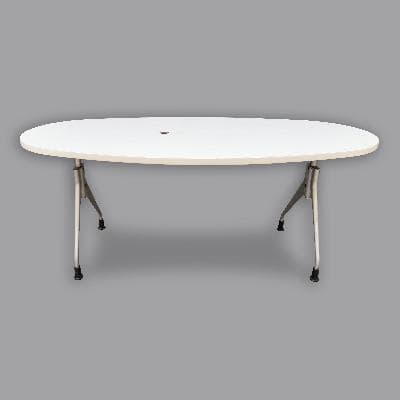 Eric Chan para Herman Miller. Mesa oval de la Kiva Collection