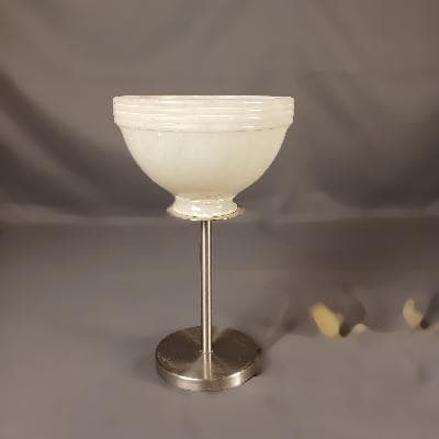 Lámpara de mesa estilo Art Decó