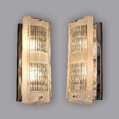 Par de arbotantes para baño estilo Art Decó en cristal esmerilado y metal cromado