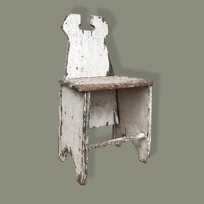 Par de sillas para niño rústicas en madera laqueada blanca