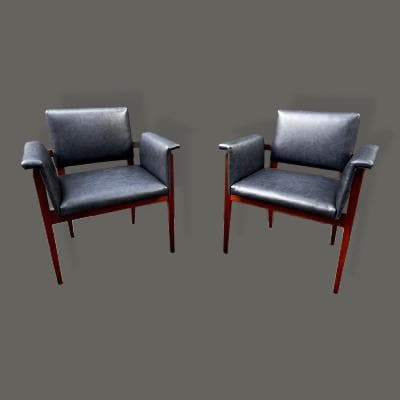 Par de sillas en madera de caoba 