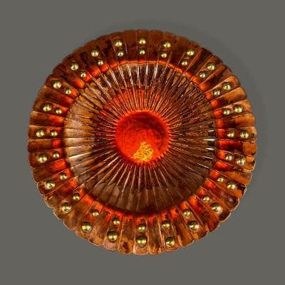 Héctor Aguilar. Charola redonda en cobre y latón