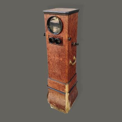 Visor para fotografías estereoscópicas de salón en madera con asas de bronce