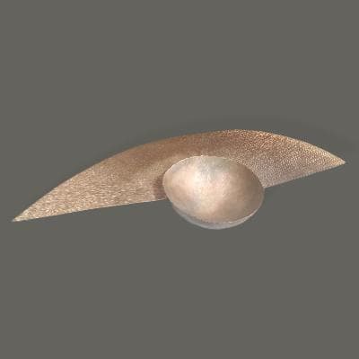 ROMOHERRERA. Centro de mesa en cobre martelinado