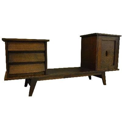 Mueble para televisión en madera de nogal con puerta y 3 cajones